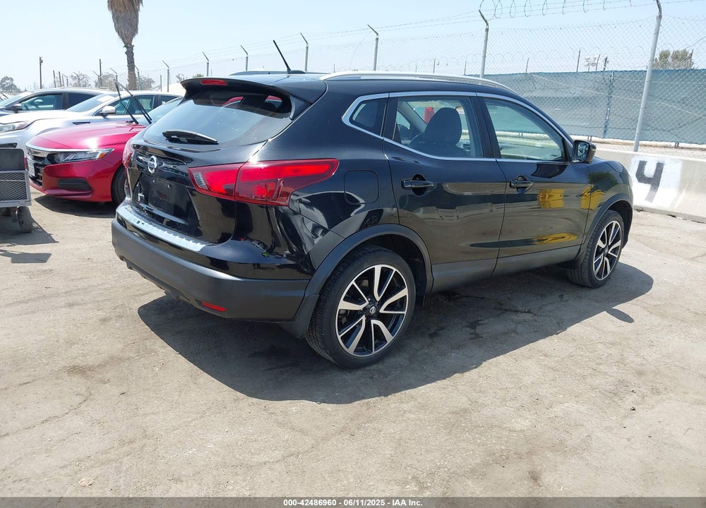2017 NISSAN ROGUE SPORT VIN: JN1BJ1CP1HW030091