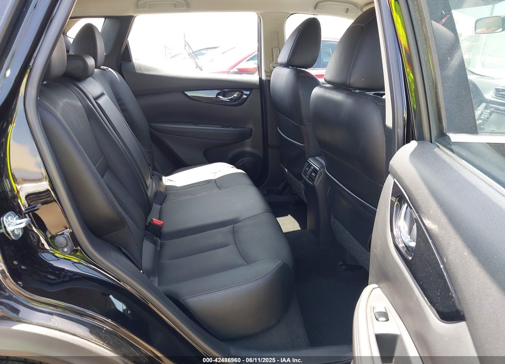 2017 NISSAN ROGUE SPORT VIN: JN1BJ1CP1HW030091