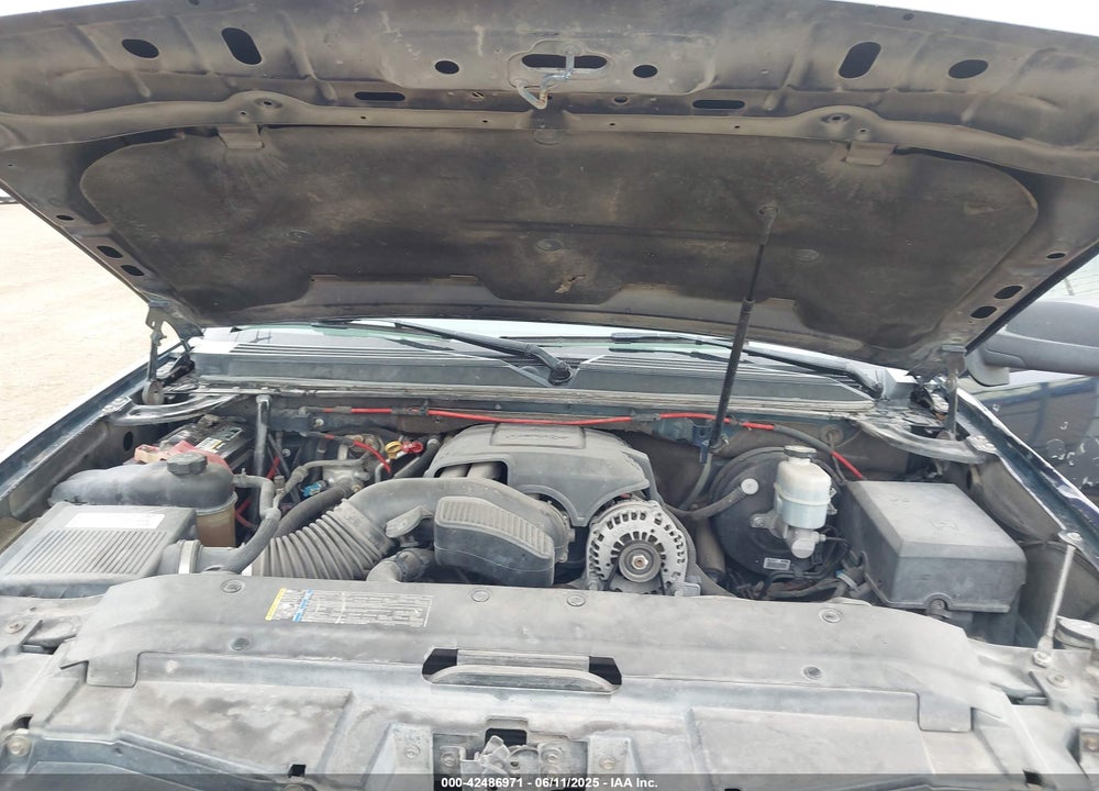 2008 CHEVROLET TAHOE VIN: 1GNFC13C78R132796
