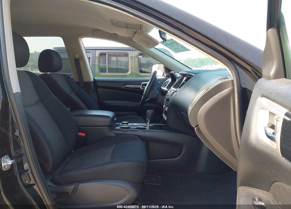 2018 NISSAN PATHFINDER VIN: 5N1DR2MM7JC673122