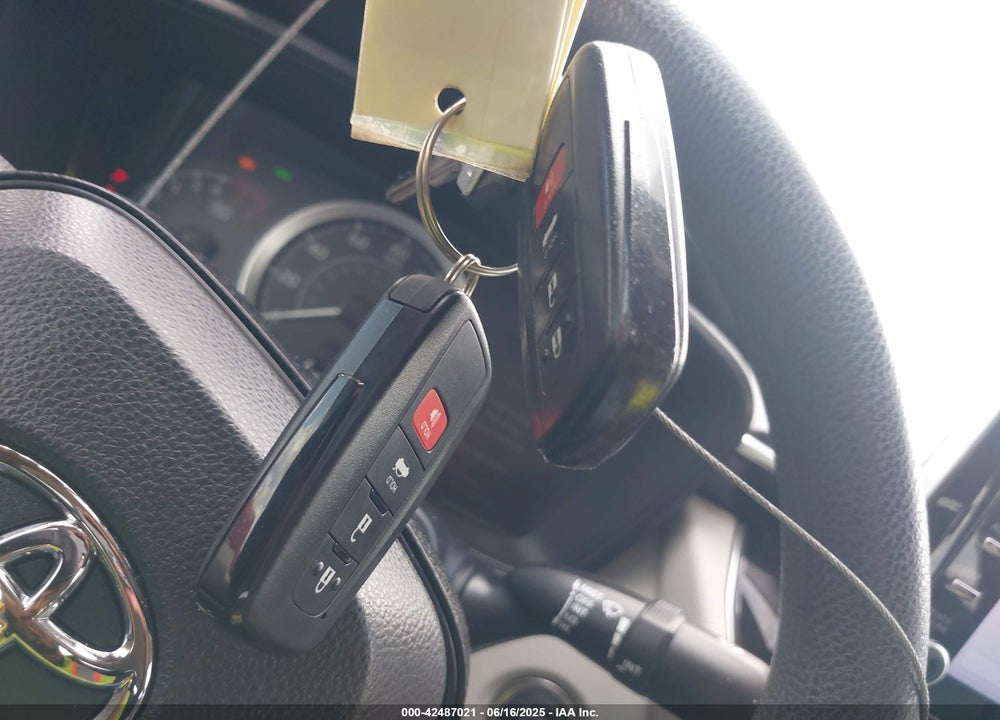 2020 TOYOTA COROLLA VIN: JTDHPRAE1LJ045802