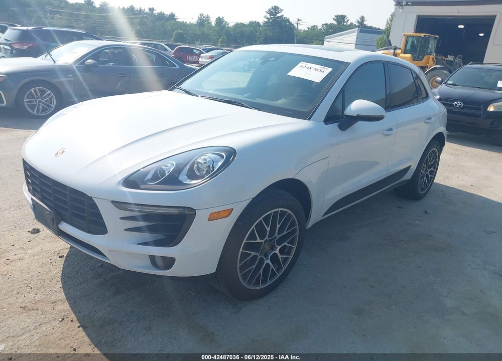 2018 PORSCHE MACAN VIN: WP1AA2A50JLB21679