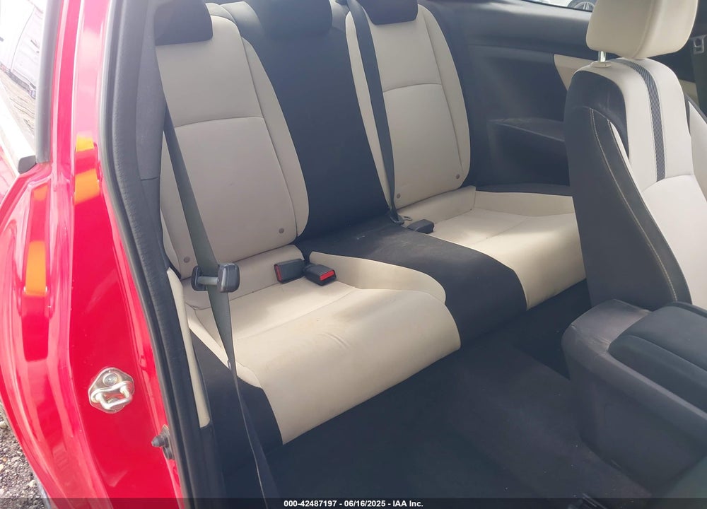 2017 HONDA CIVIC VIN: 2HGFC4B55HH305343