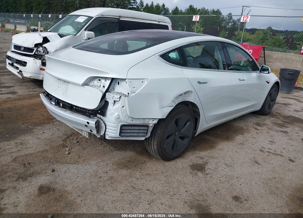 2018 TESLA MODEL 3 LONG RANGE/PERFORMANCE VIN: 5YJ3E1EB8JF131405