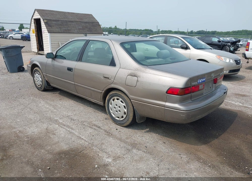 1999 TOYOTA CAMRY LE VIN: 4T1BG28K2XU873401