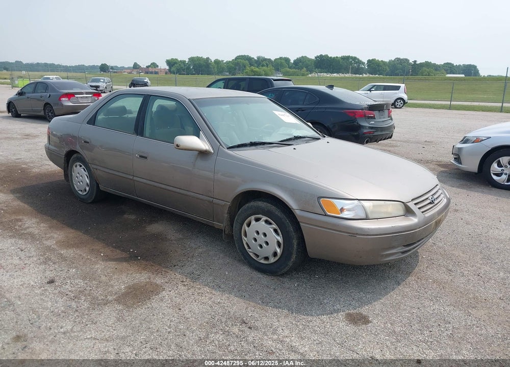 1999 TOYOTA CAMRY LE VIN: 4T1BG28K2XU873401