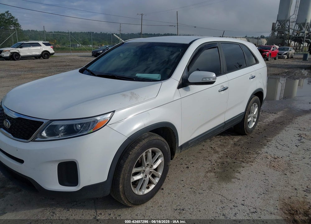 2014 KIA SORENTO VIN: 5XYKT3A69EG486006