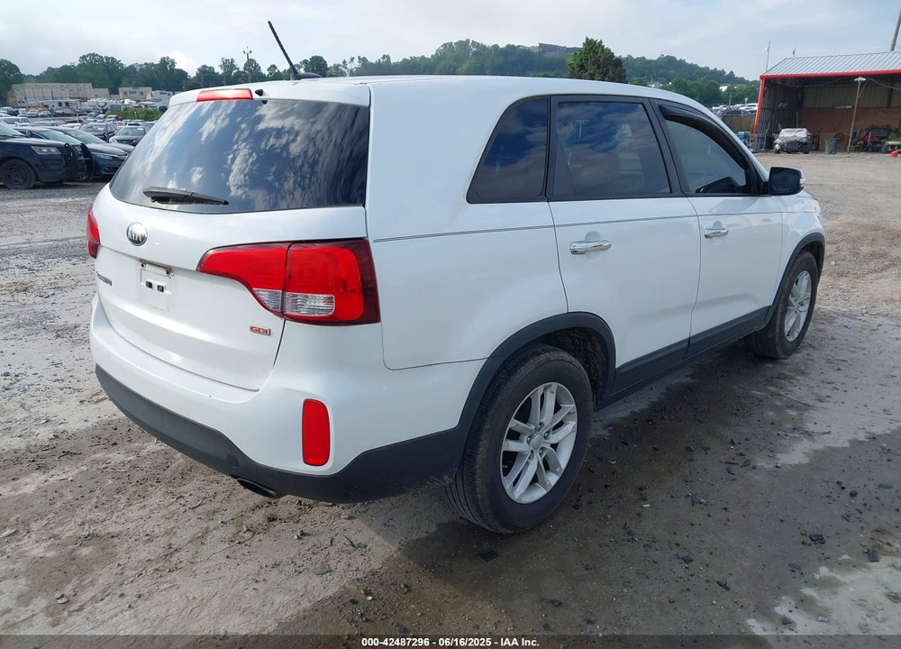 2014 KIA SORENTO VIN: 5XYKT3A69EG486006