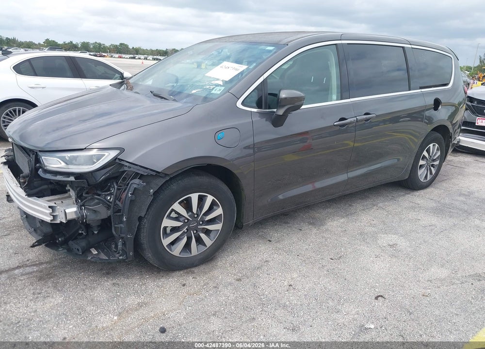 2023 CHRYSLER PACIFICA HYBRID TOURING L VIN: 2C4RC1L74PR579782