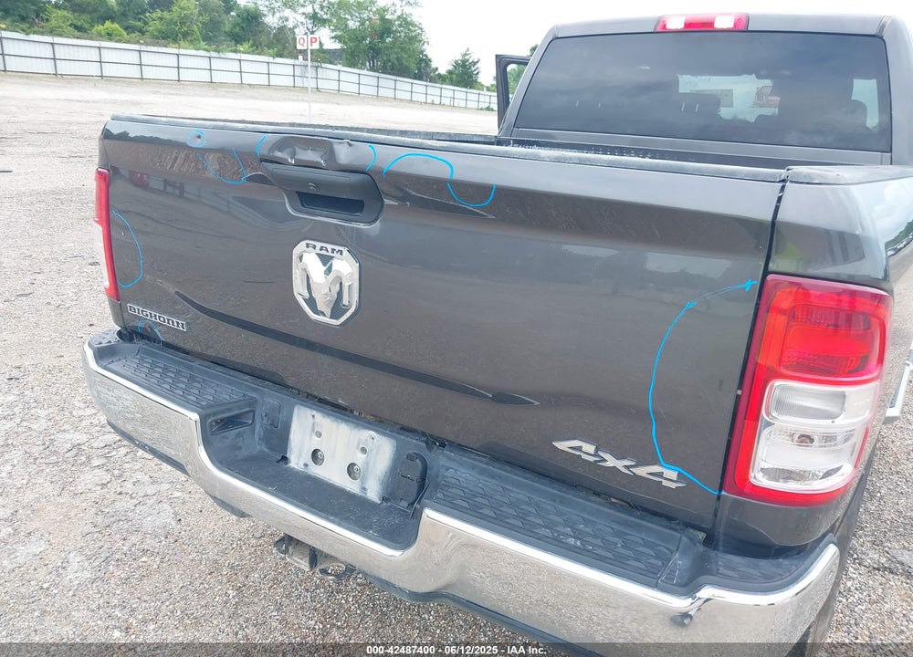 2024 RAM 2500 BIG HORN 4X4 6'4 BOX VIN: 3C6UR5DL9RG291459