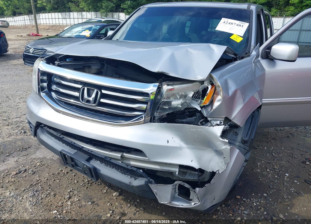 2015 HONDA PILOT EX VIN: 5FNYF3H49FB004777