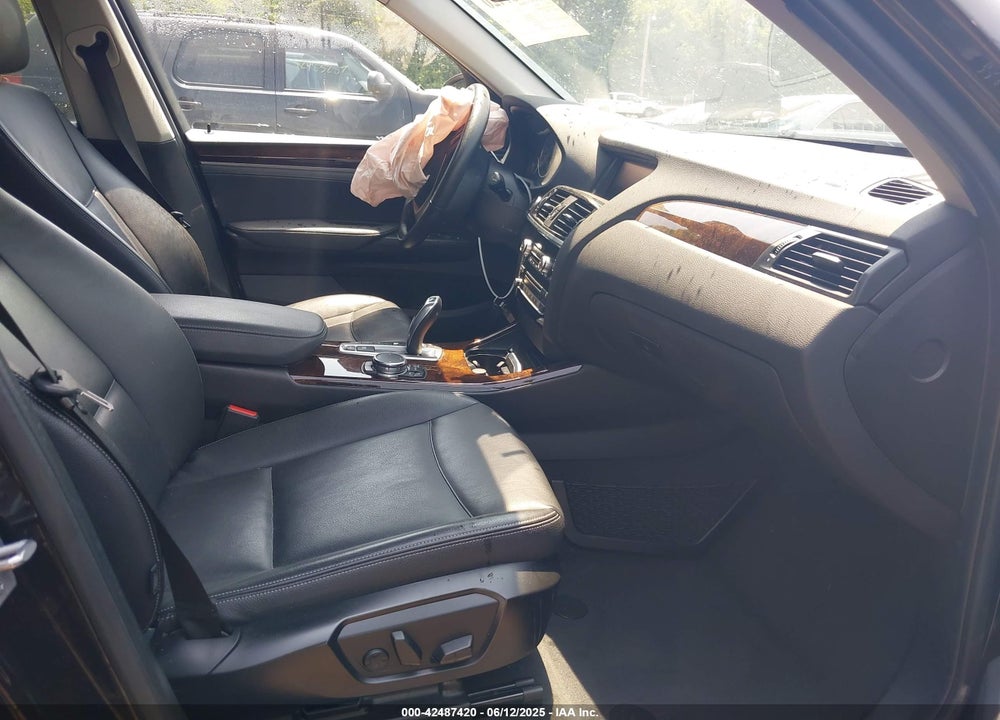 2016 BMW X3 VIN: 5UXWY3C54G0N87873