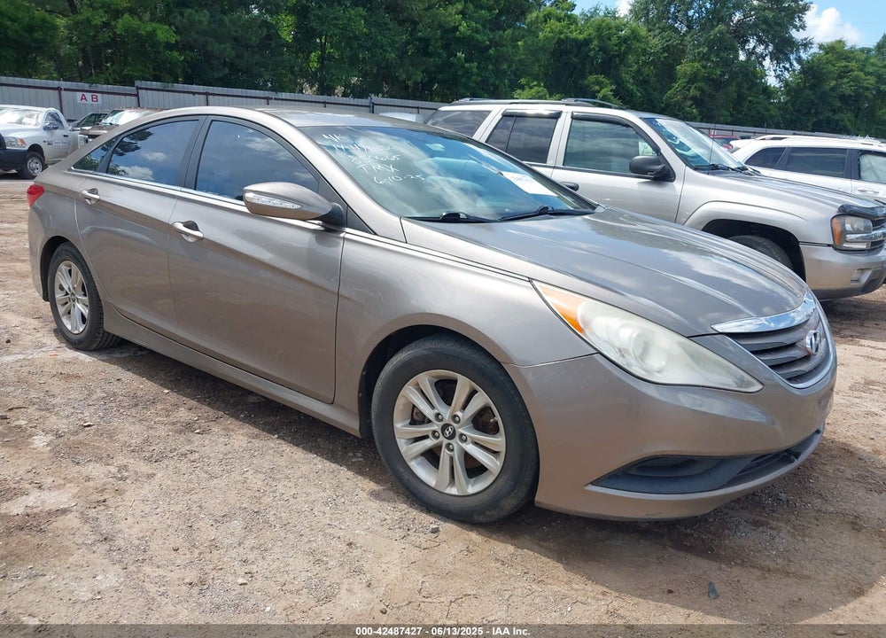2014 HYUNDAI SONATA GLS VIN: 5NPEB4AC1EH850665
