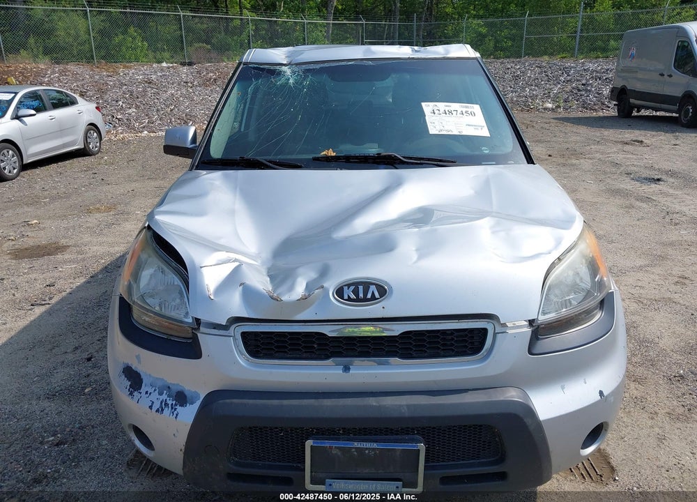 2011 KIA SOUL VIN: KNDJT2A21B7704886