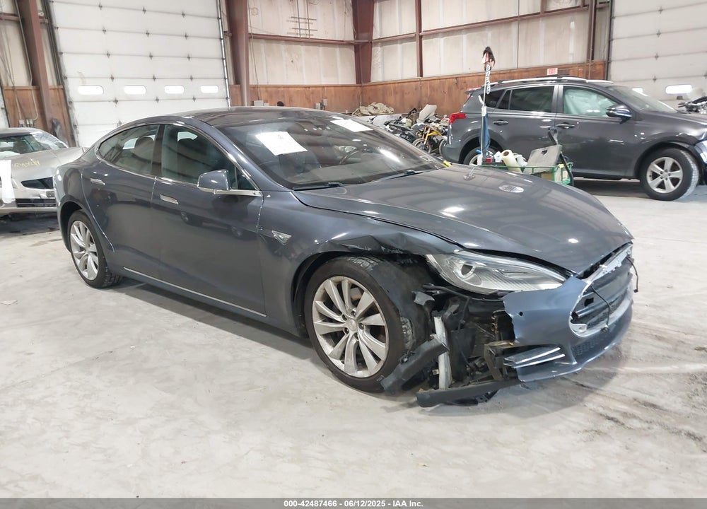 2016 TESLA MODEL S 60D/70D/75D/85D/90D VIN: 5YJSA1E22GF124109
