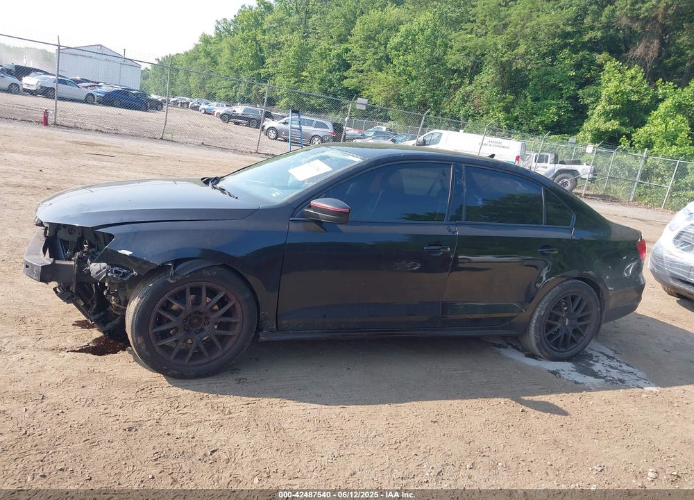 2015 VOLKSWAGEN JETTA SEDAN VIN: 3VW2K7AJ3FM232825