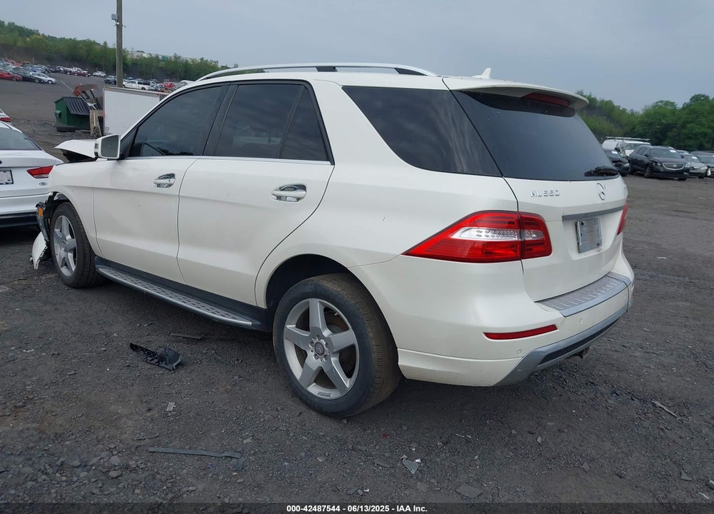 2014 MERCEDES-BENZ ML 550 VIN: 4JGDA7DBXEA328591
