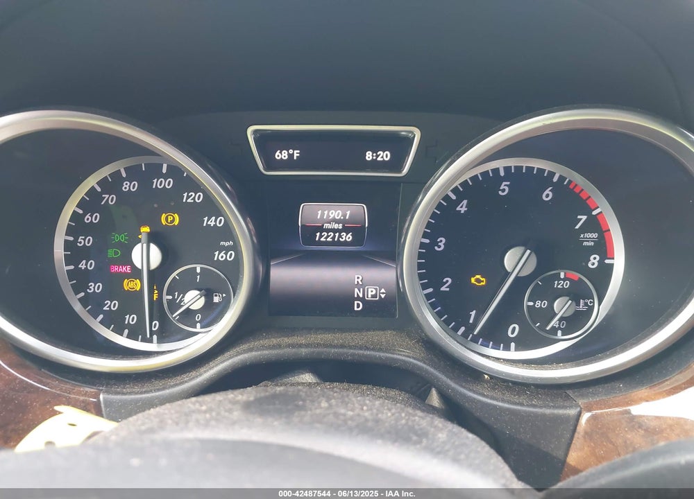 2014 MERCEDES-BENZ ML 550 VIN: 4JGDA7DBXEA328591