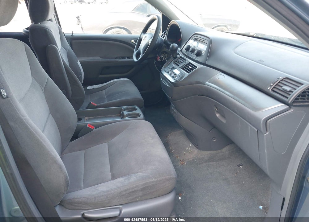 2005 HONDA ODYSSEY EX VIN: 5FNRL38425B099307