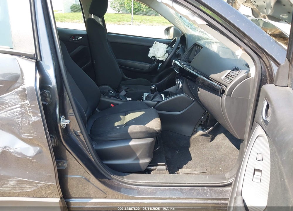 2016 MAZDA CX-5 VIN: JM3KE4BY2G0627157
