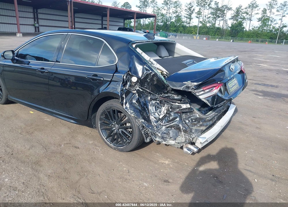 2022 TOYOTA CAMRY VIN: 4T1K61AK8NU074260