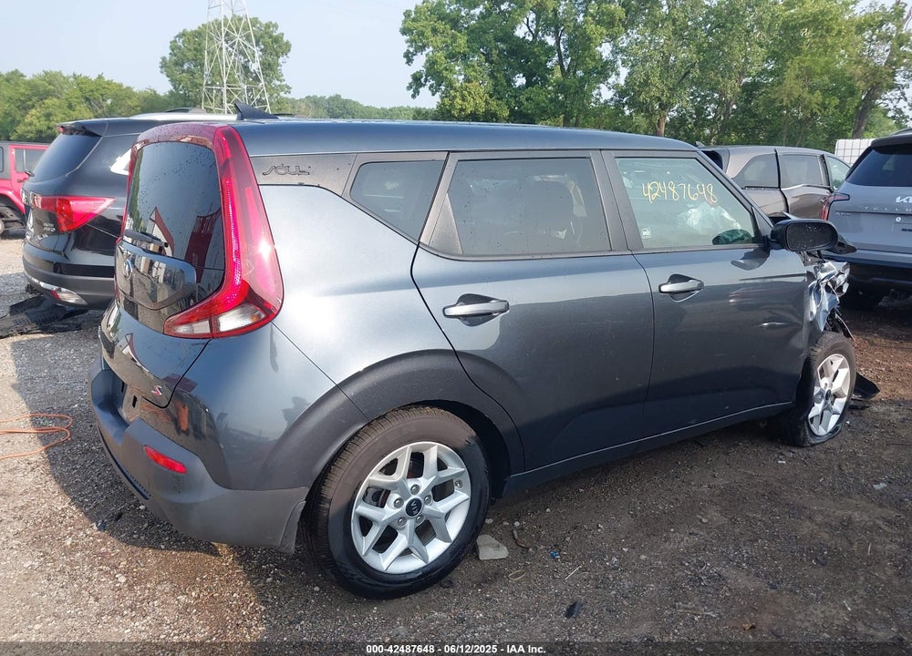 2020 KIA SOUL VIN: KNDJ23AU0L7015014
