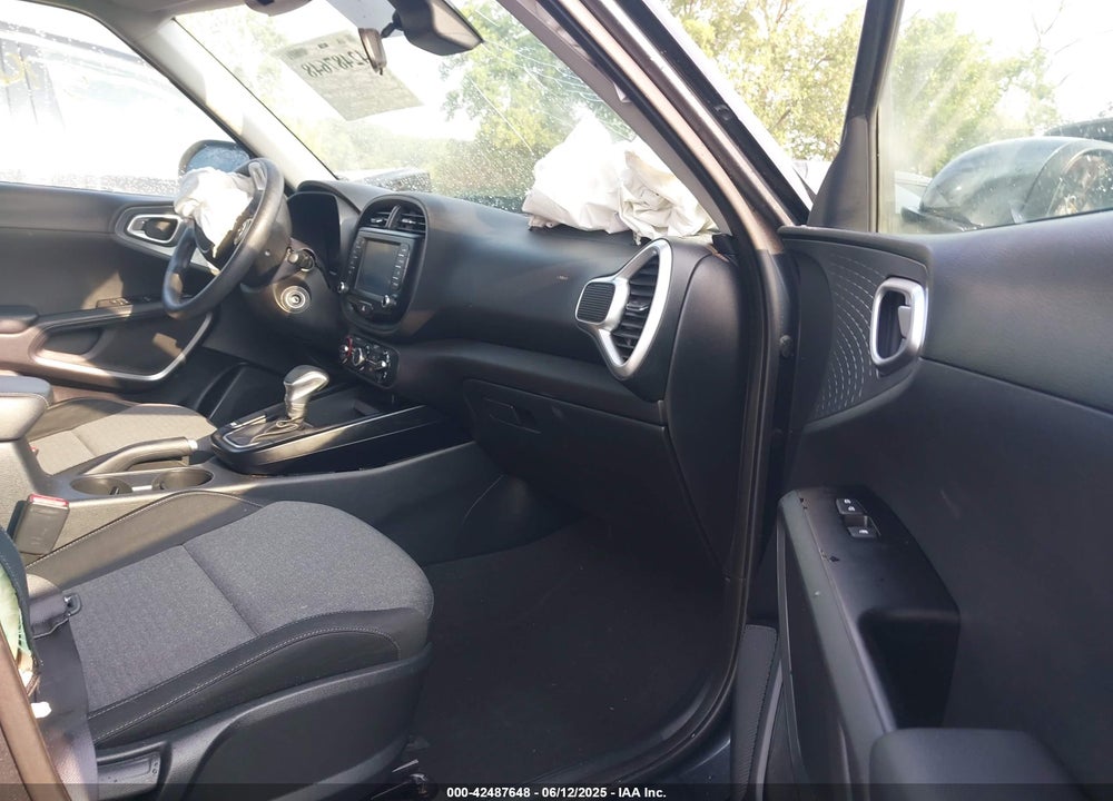 2020 KIA SOUL VIN: KNDJ23AU0L7015014
