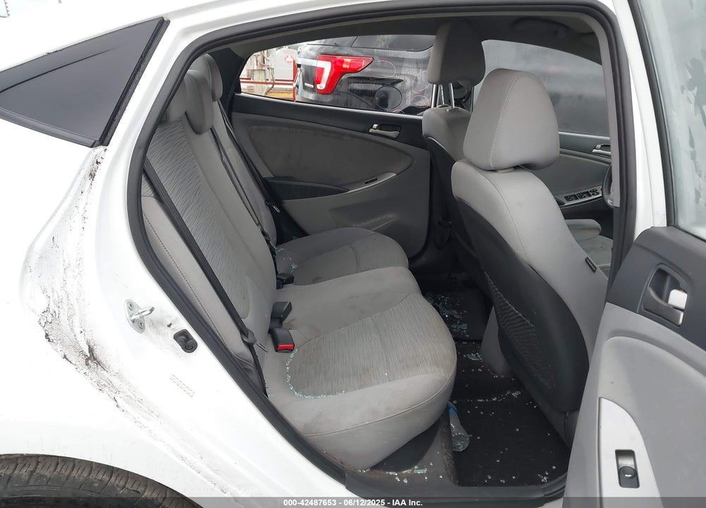 2016 HYUNDAI ACCENT SE VIN: KMHCT4AE3GU032526