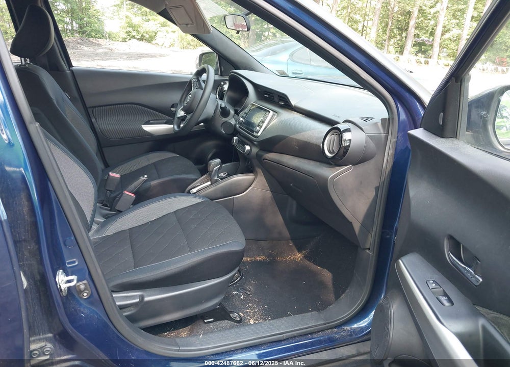 2018 NISSAN KICKS VIN: 3N1CP5CU0JL534210