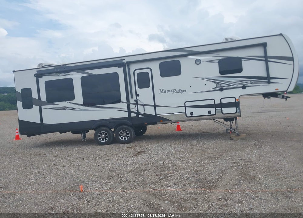 2019 HIGHLAND RIDGE OPEN RANGE VIN: 58TCH0BT8K3FR3071