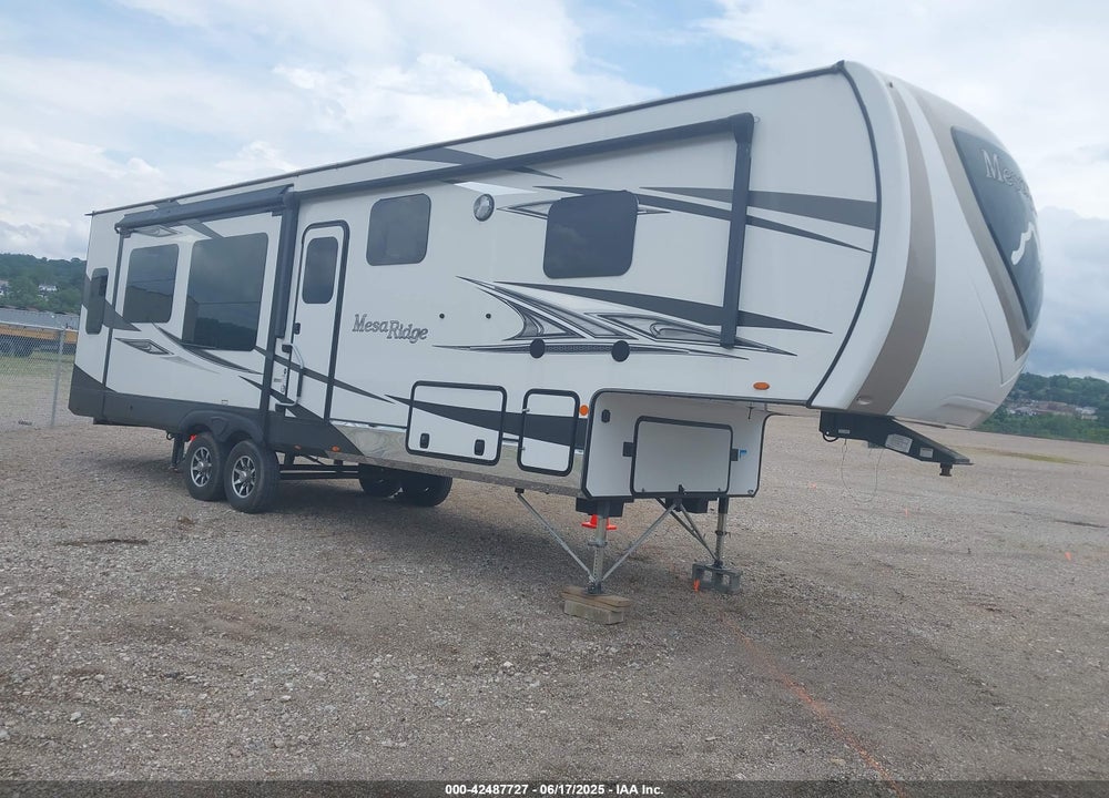 2019 HIGHLAND RIDGE OPEN RANGE VIN: 58TCH0BT8K3FR3071