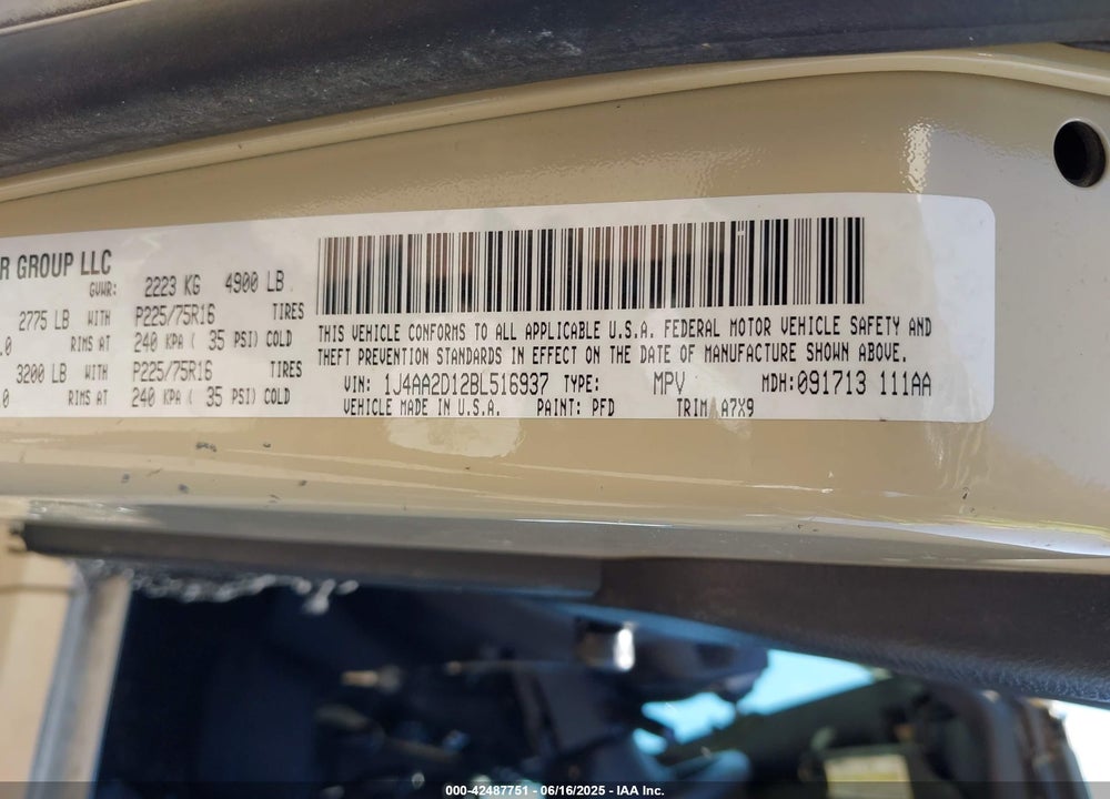 2011 JEEP WRANGLER / VIN: 1J4AA2D12BL516937