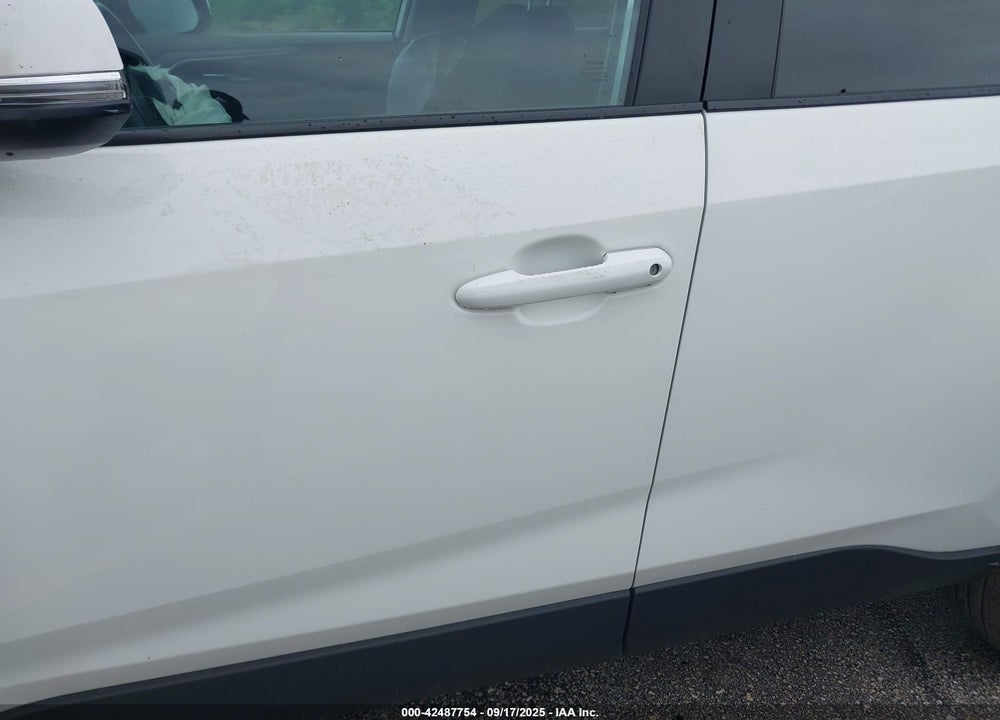 2024 TOYOTA RAV4 VIN: 2T3P1RFV1RW449523