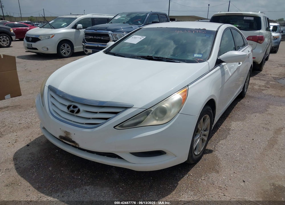 2011 HYUNDAI SONATA GLS VIN: 5NPEB4AC4BH026560