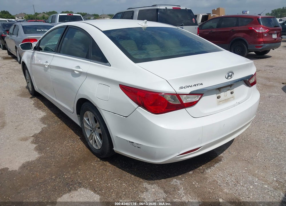 2011 HYUNDAI SONATA GLS VIN: 5NPEB4AC4BH026560