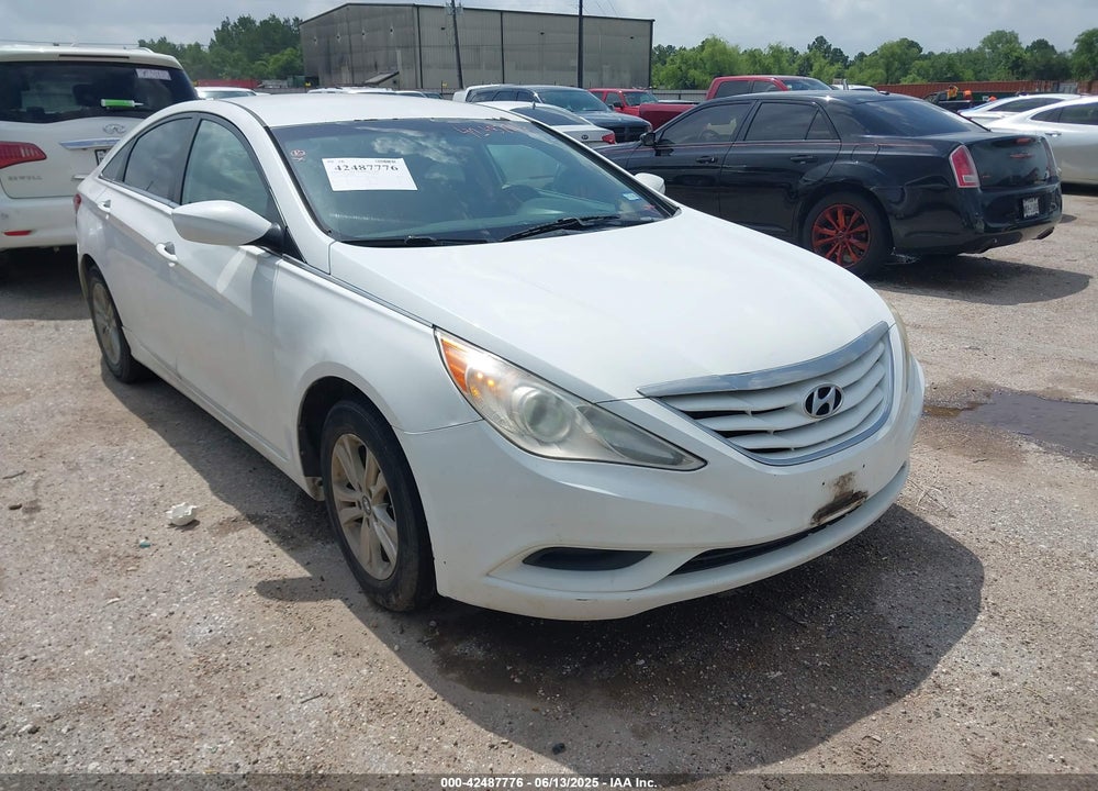 2011 HYUNDAI SONATA GLS VIN: 5NPEB4AC4BH026560