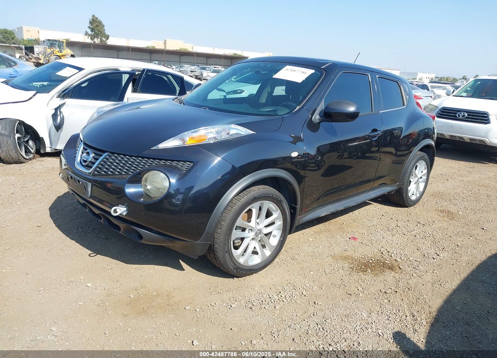 2014 NISSAN JUKE VIN: JN8AF5MR5ET353160