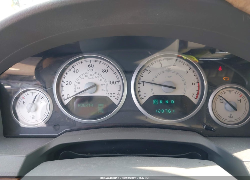 2008 CHRYSLER TOWN & COUNTRY TOURING VIN: 2A8HR54P48R765302