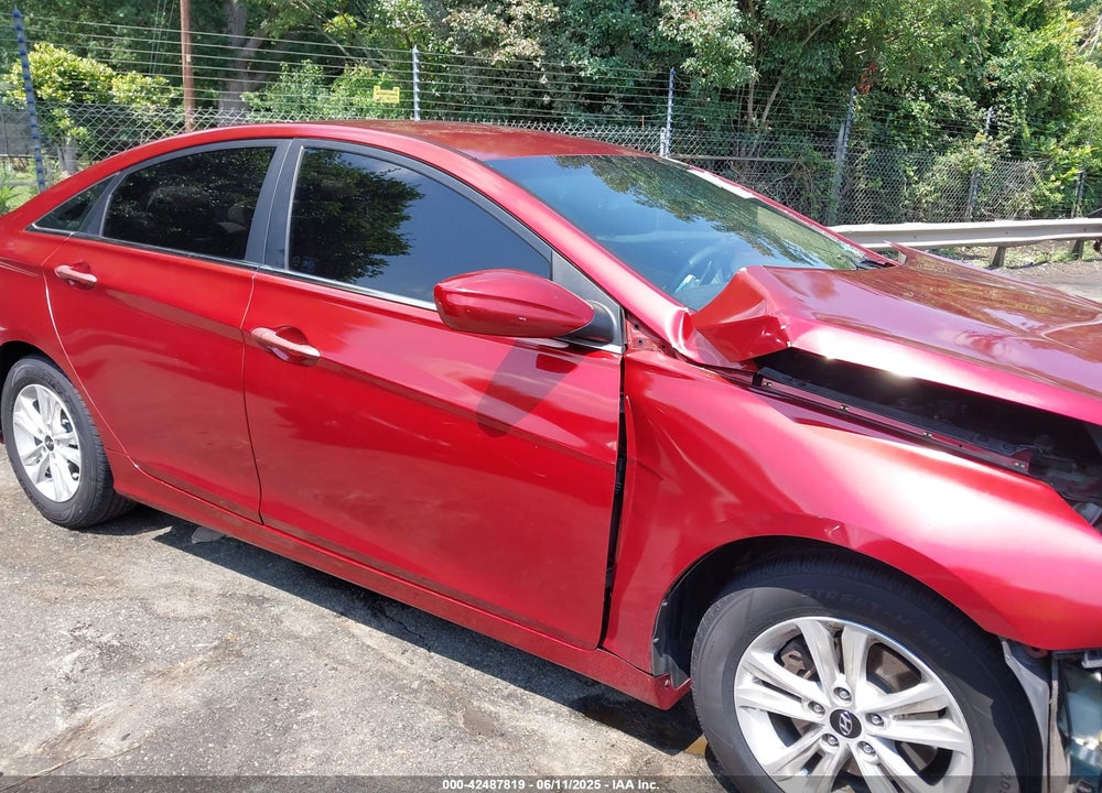 2012 HYUNDAI SONATA VIN: 5NPEB4AC4CH432839