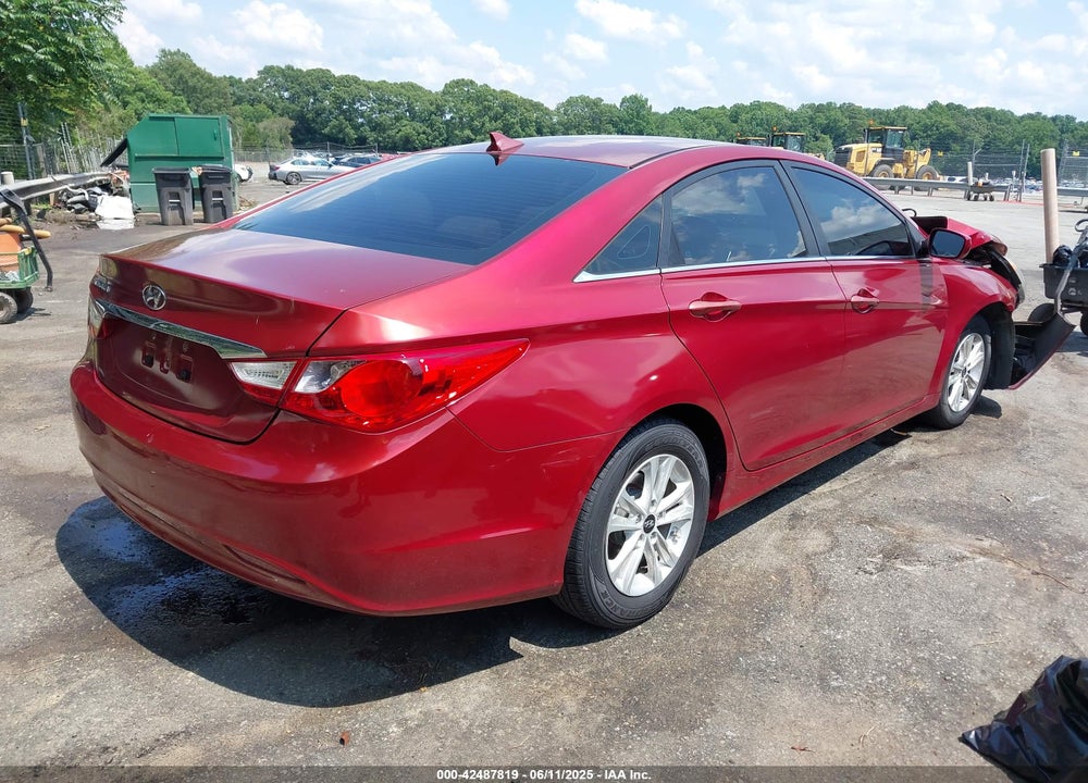 2012 HYUNDAI SONATA VIN: 5NPEB4AC4CH432839