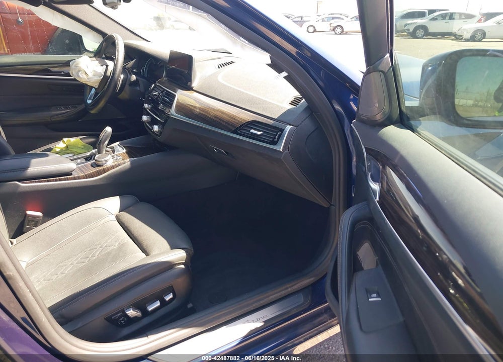 2018 BMW 540I VIN: WBAJE5C57JWA93642