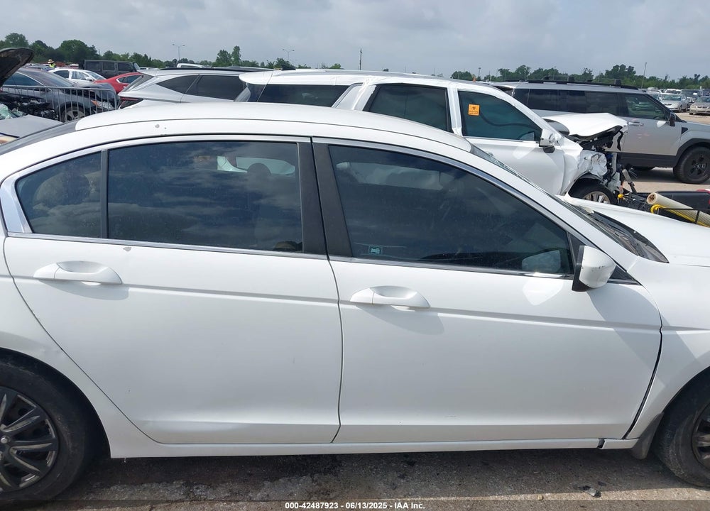 2009 HONDA ACCORD VIN: 1HGCP26339A151400