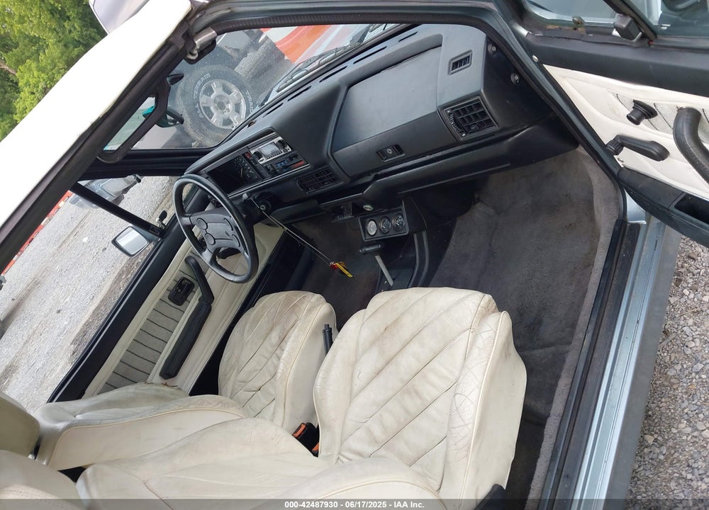 1988 VOLKSWAGEN CABRIOLET VIN: WVWCA0154JK010833