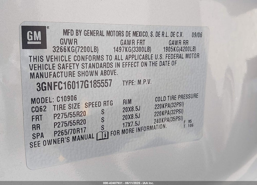 2007 CHEVROLET SUBURBAN 1500 VIN: 3GNFC16017G185557