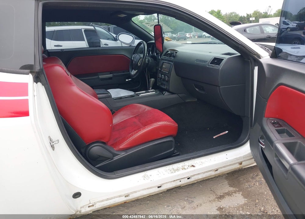 2014 DODGE CHALLENGER VIN: 2C3CDYBT4EH139997