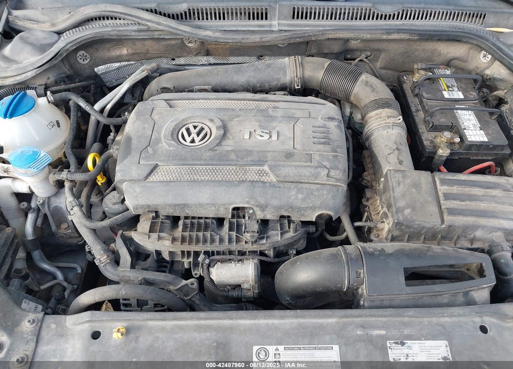 2014 VOLKSWAGEN JETTA VIN: 3VWD17AJ0EM381770