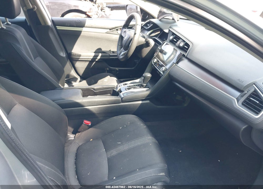 2016 HONDA CIVIC VIN: 19XFC1F30GE206834
