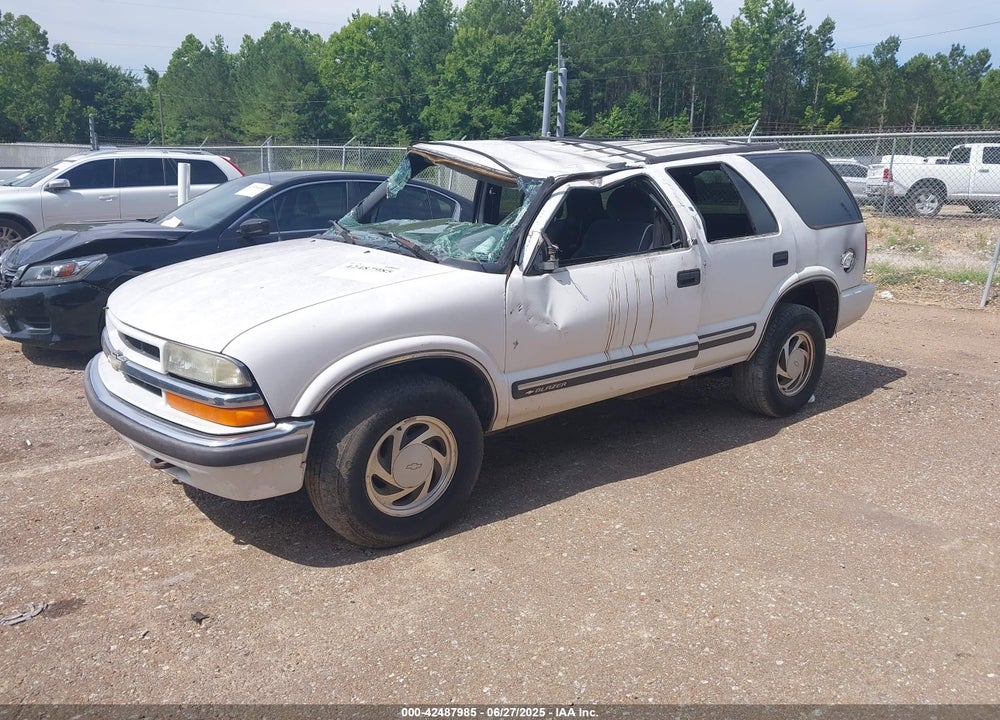 2001 CHEVROLET BLAZER LT VIN: 1GNDT13W91K221480