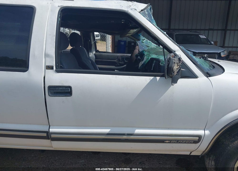 2001 CHEVROLET BLAZER LT VIN: 1GNDT13W91K221480