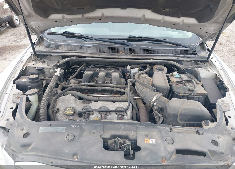 2010 FORD TAURUS VIN: 1FAHP2EW5AG135996